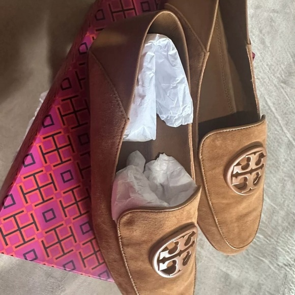 Tory Burch Tan Suede leather Loafers - Picture 3 of 3